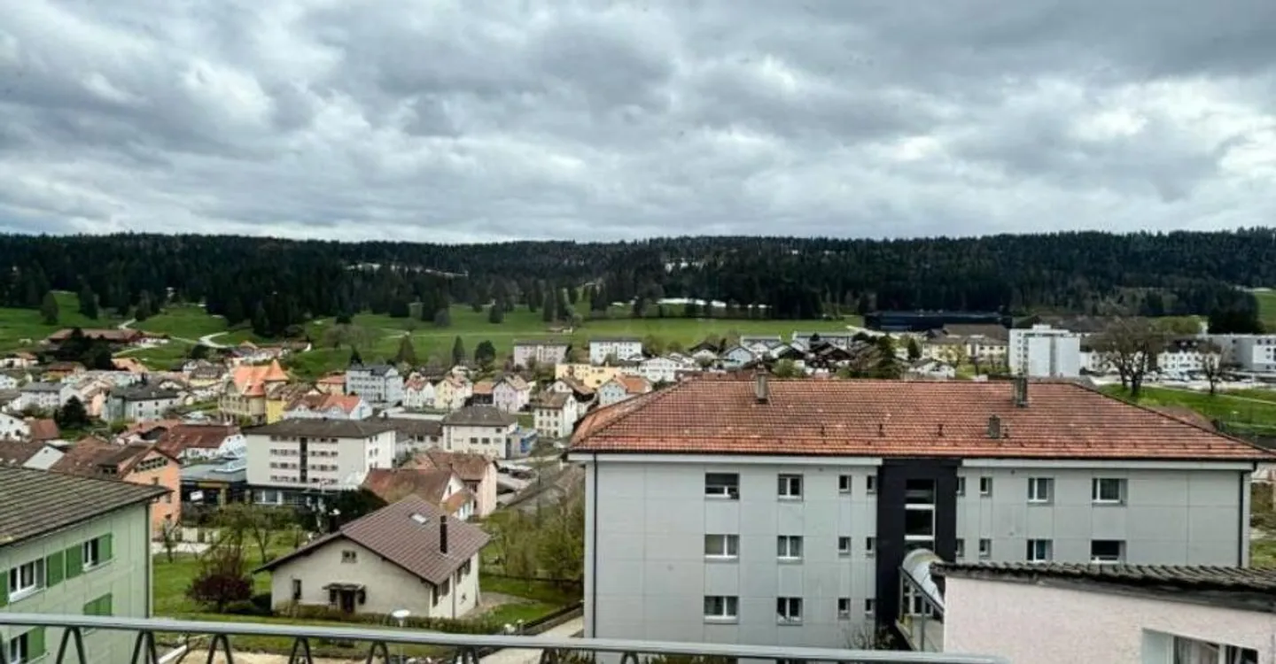 Appartement rénové avec balcon - Photo 8 sur 8