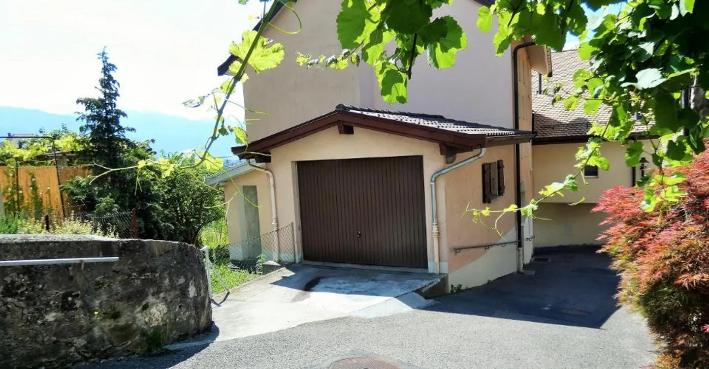 Maison de Village avec Vue sur le Lac - Photo 15 sur 15