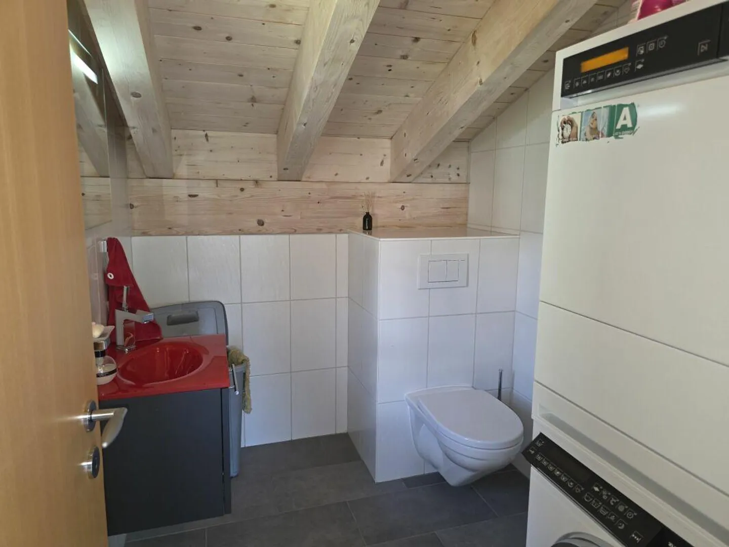 4.5 Room - Attic Apartment Unterfeldstrasse - Photo 8 of 11