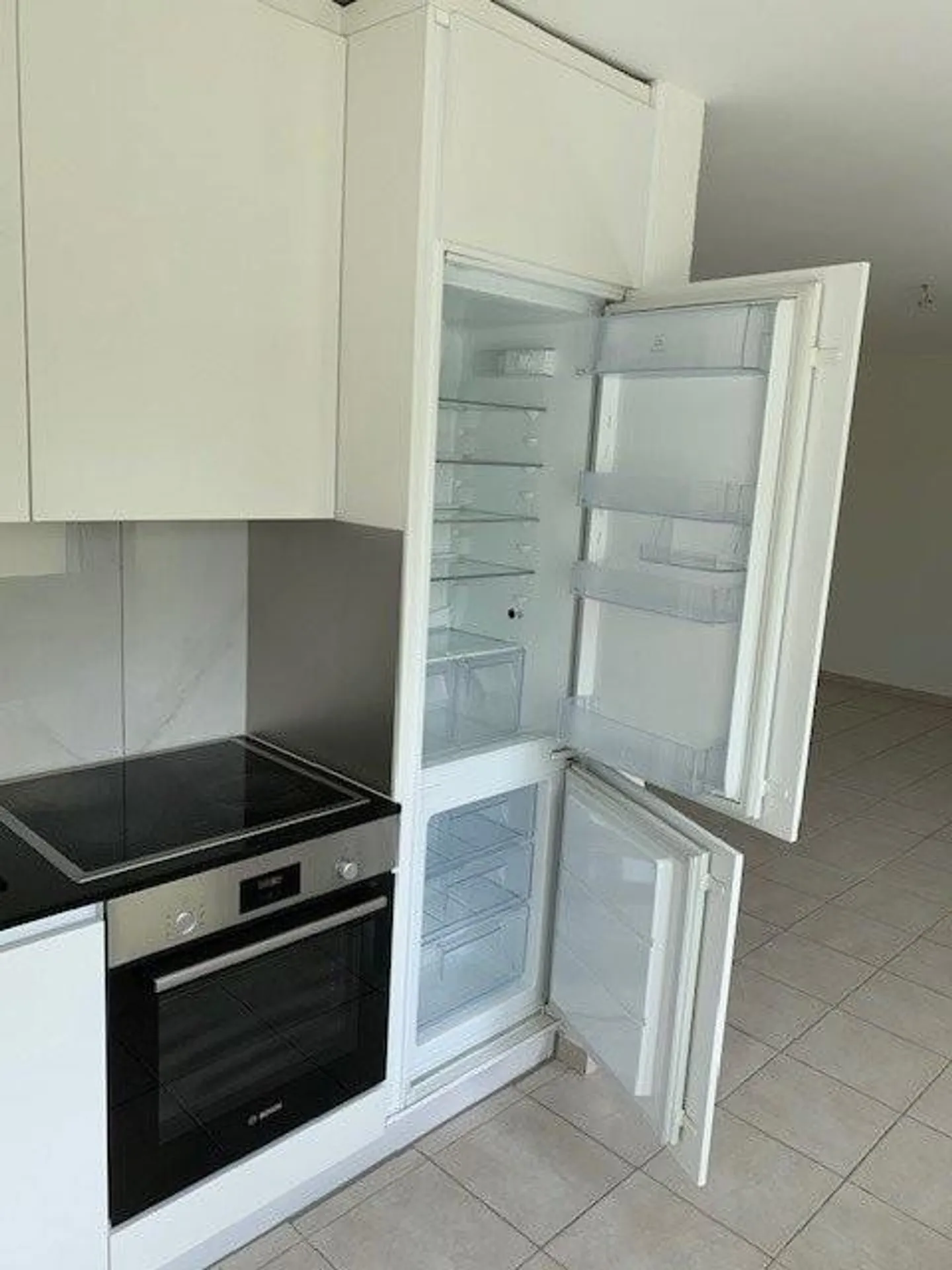 Gemütliche 1.5-Zimmer-Wohnung mit Balkon in Bachenbülach - Foto 6 von 8