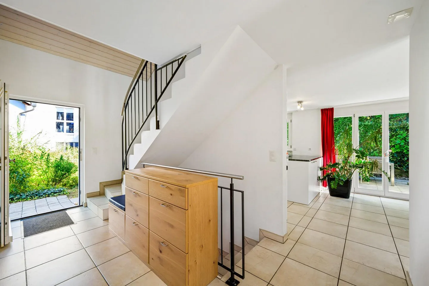 Maison jumelée exclusive avec intimité et beaucoup de verdure - Photo 5 sur 13