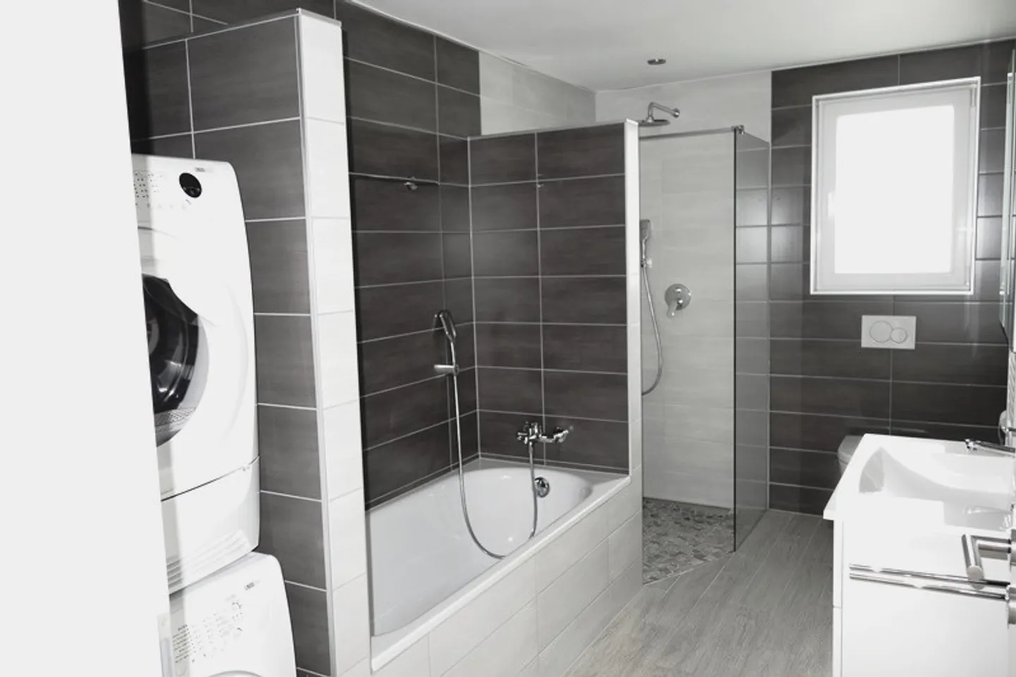 Wohngebäude - Foto 7 von 15