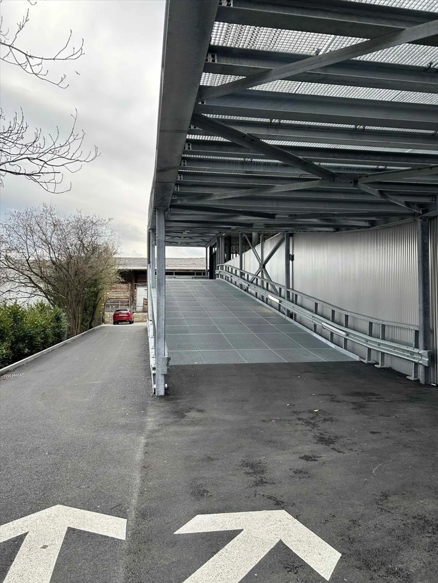 Area Mista in Affitto in un Nuovo Sviluppo Immobiliare - Foto 4 di 5