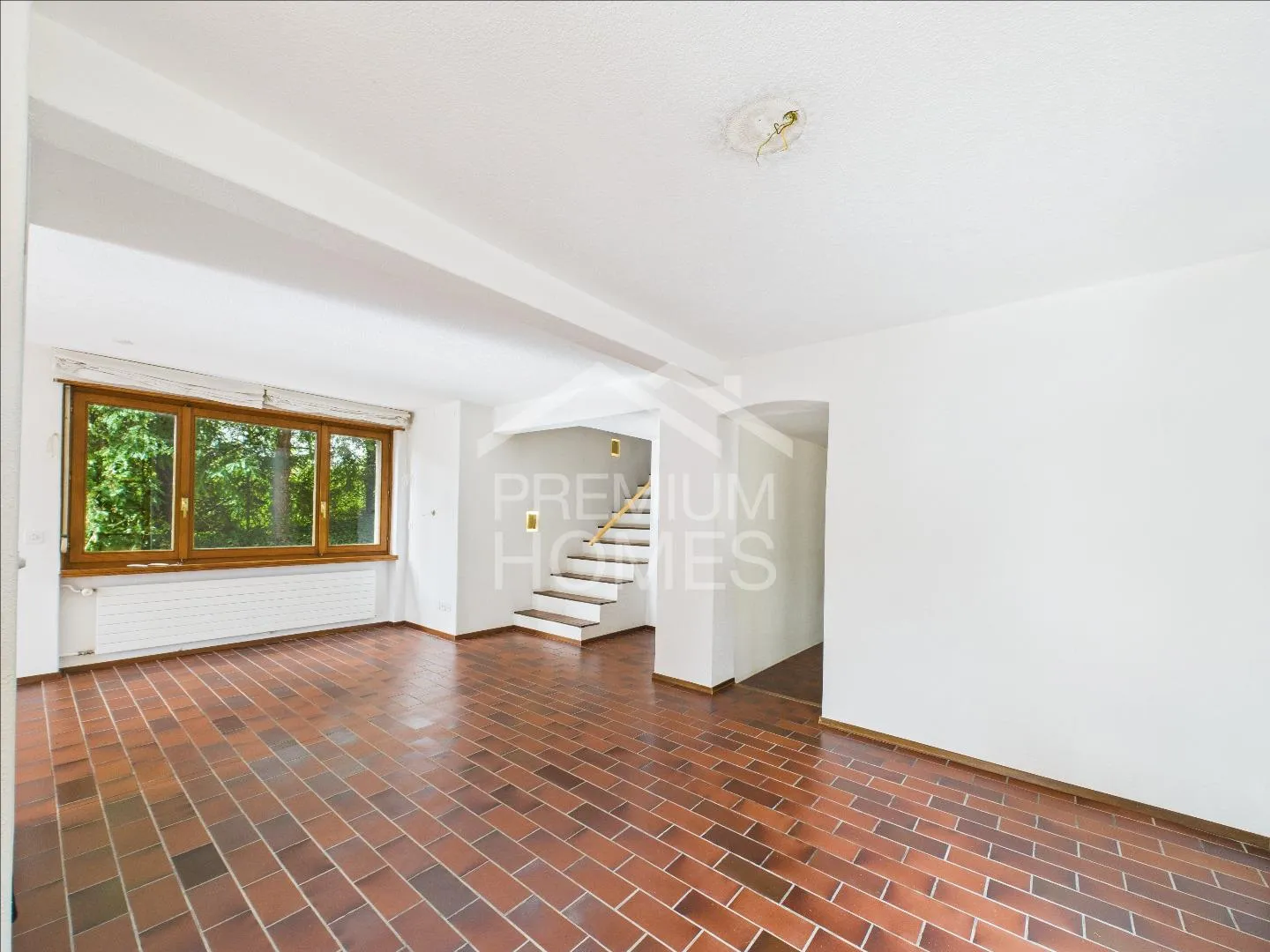 IHR WOHNTRAUM IN BELIEBTER LAGE - Foto 3 von 6