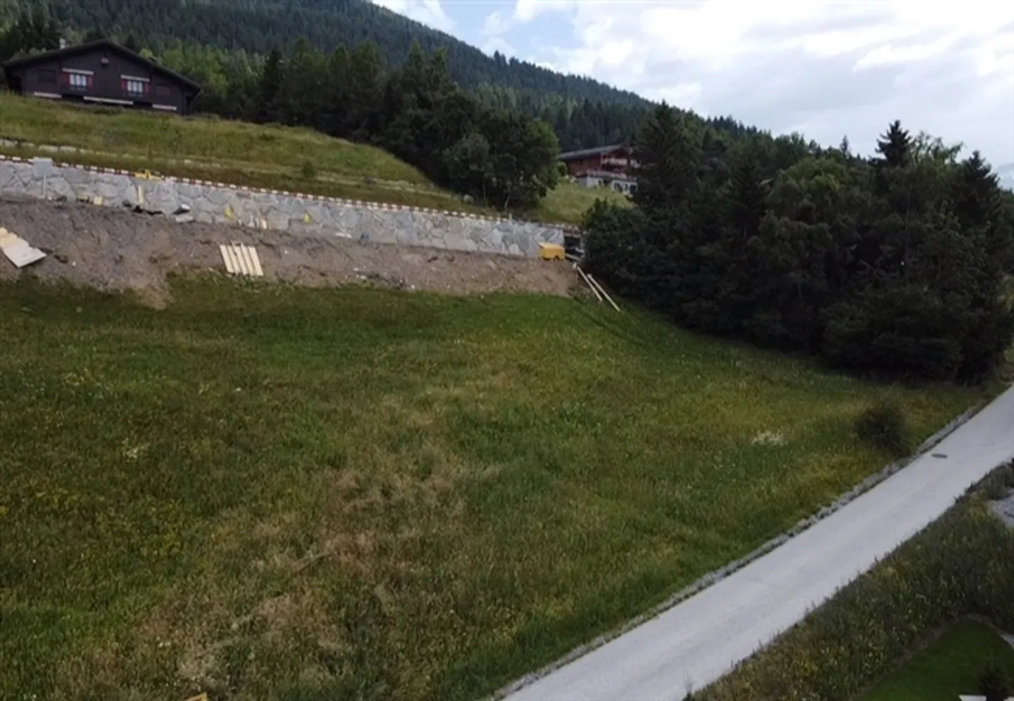 Terrain à bâtir avec avis positif de la commune - Photo 3 sur 6