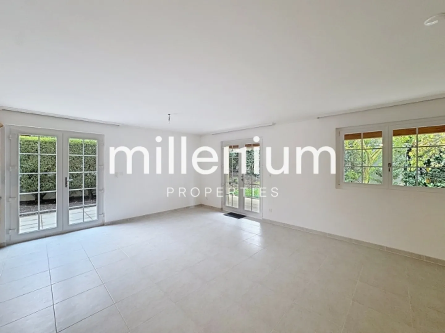 Incantevole casa a schiera con giardino - Foto 2 di 10