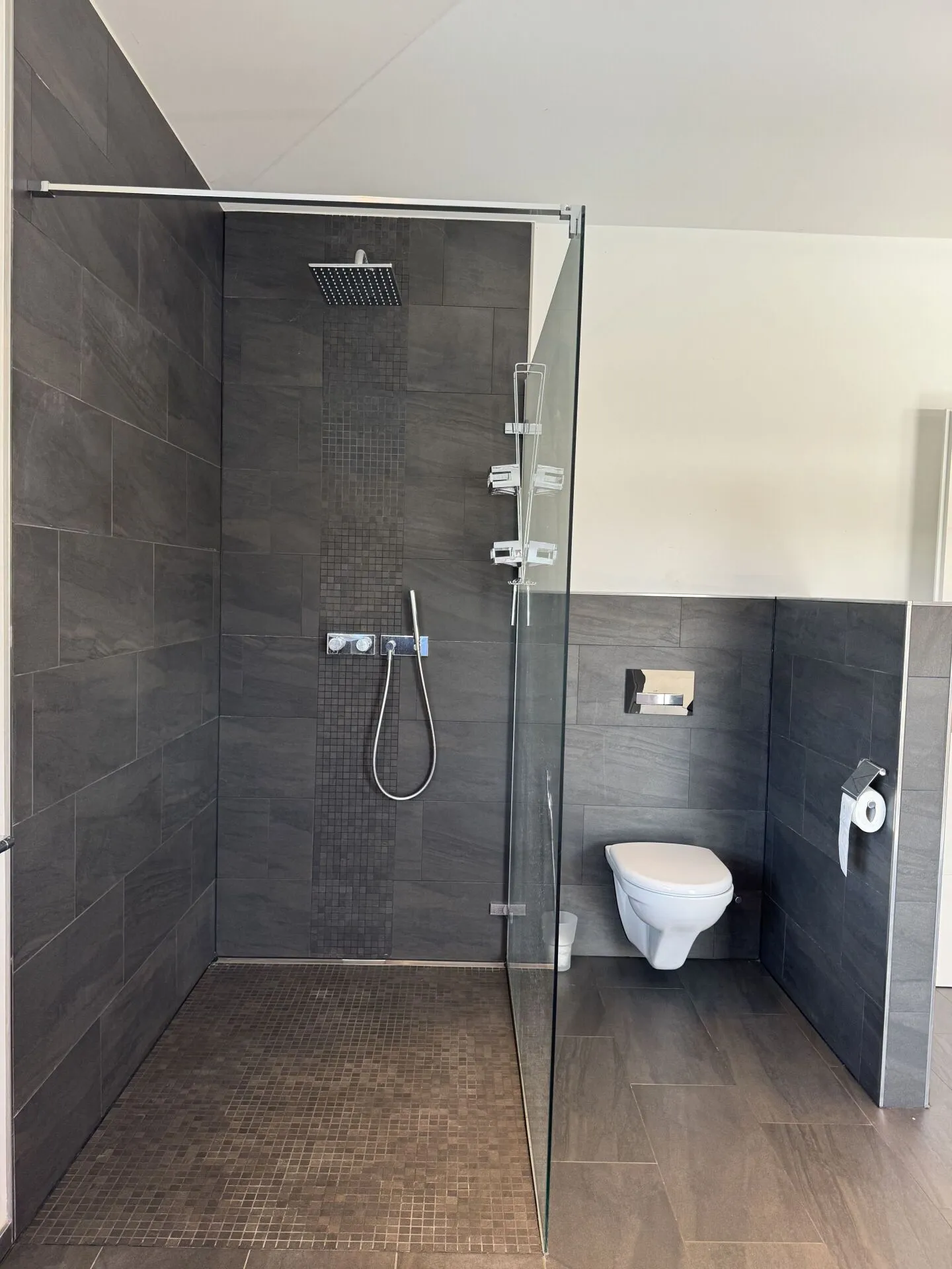 Traumhaus mit Pool und Umschwung - Foto 22 von 30