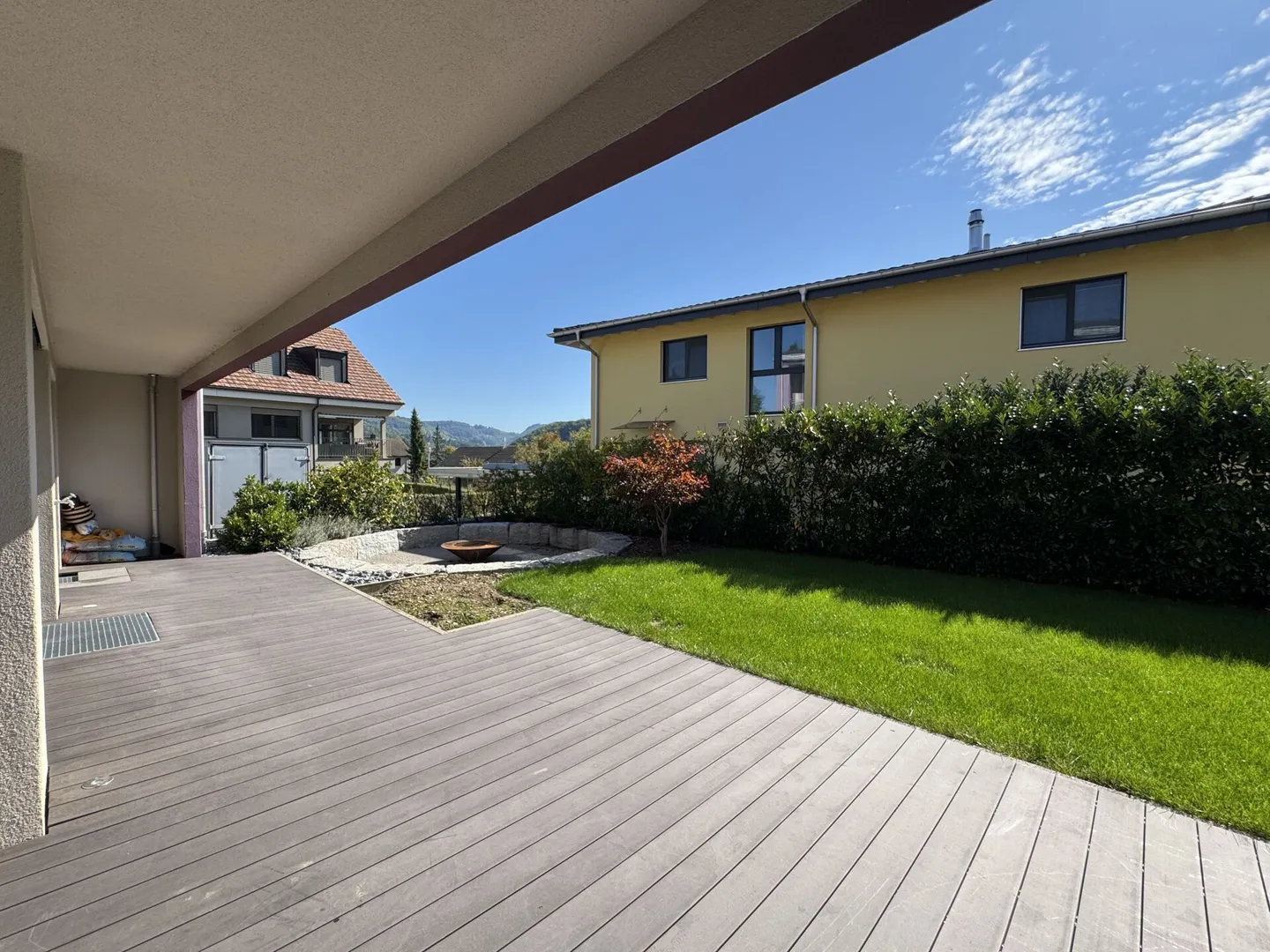 Traumhaus mit Pool und Umschwung - Foto 7 von 30