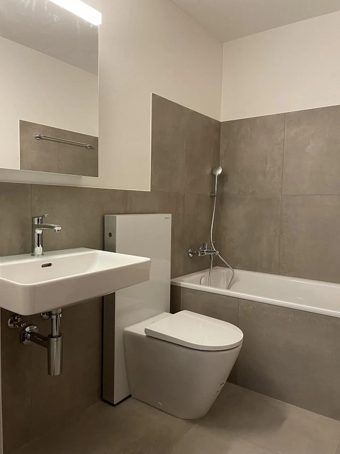 Appartement 4.5 pièces - Photo 3 sur 12