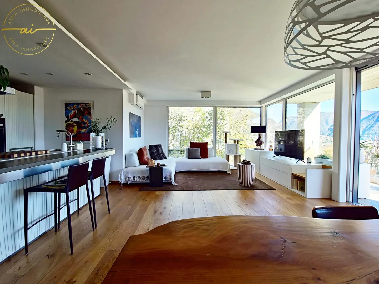 HELLE 3.5-ZIMMER-WOHNUNG MIT GROßER TERRASSE UND FREIER SICHT AUF VACALLO - Foto 5 von 12