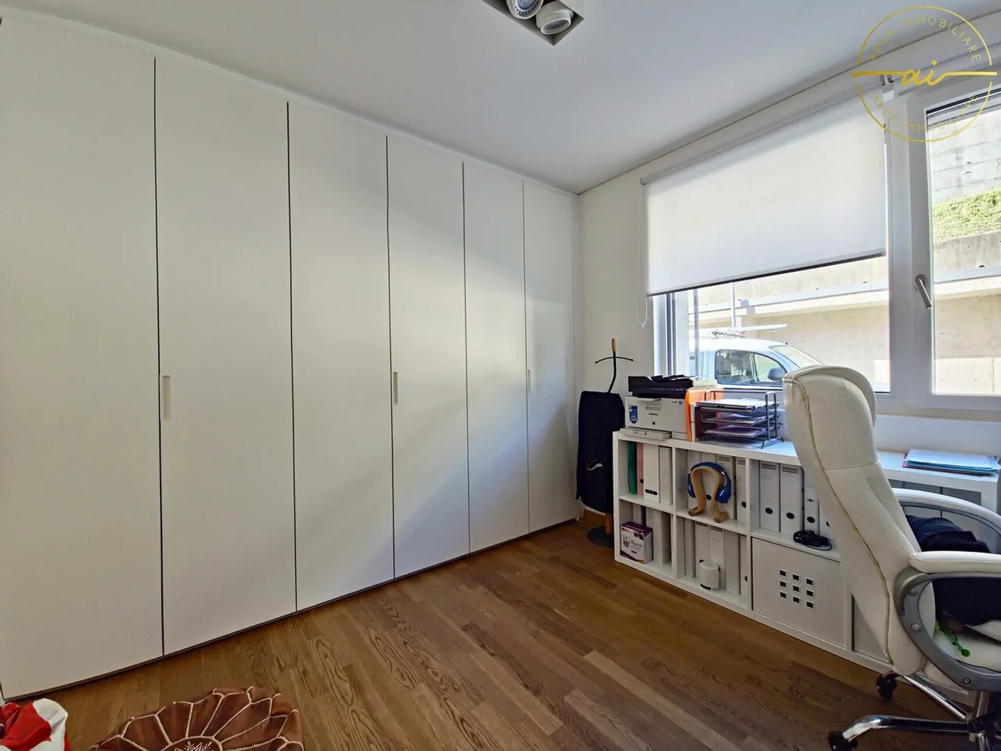 HELLE 3.5-ZIMMER-WOHNUNG MIT GROßER TERRASSE UND FREIER SICHT AUF VACALLO - Foto 8 von 12