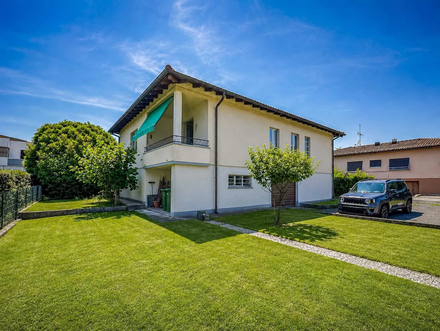 Casa familiare con grande giardino - Foto 10 di 13