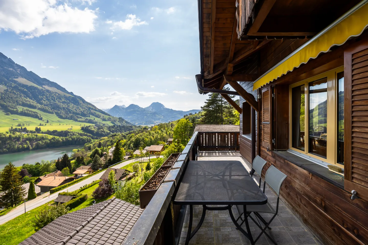 Chalet avec charme, avec vue extraordinaire et incomparable - Photo 4 sur 13