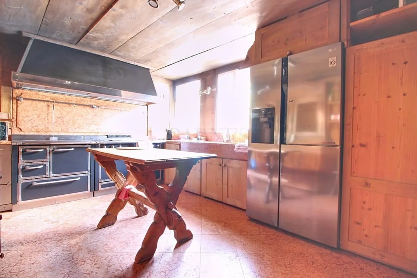 Eccezionale - Casa di villaggio in pietra con grande giardino - Foto 6 di 12