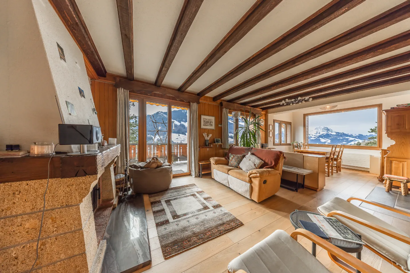 Chalet avec charme, avec vue extraordinaire et incomparable - Photo 7 sur 13