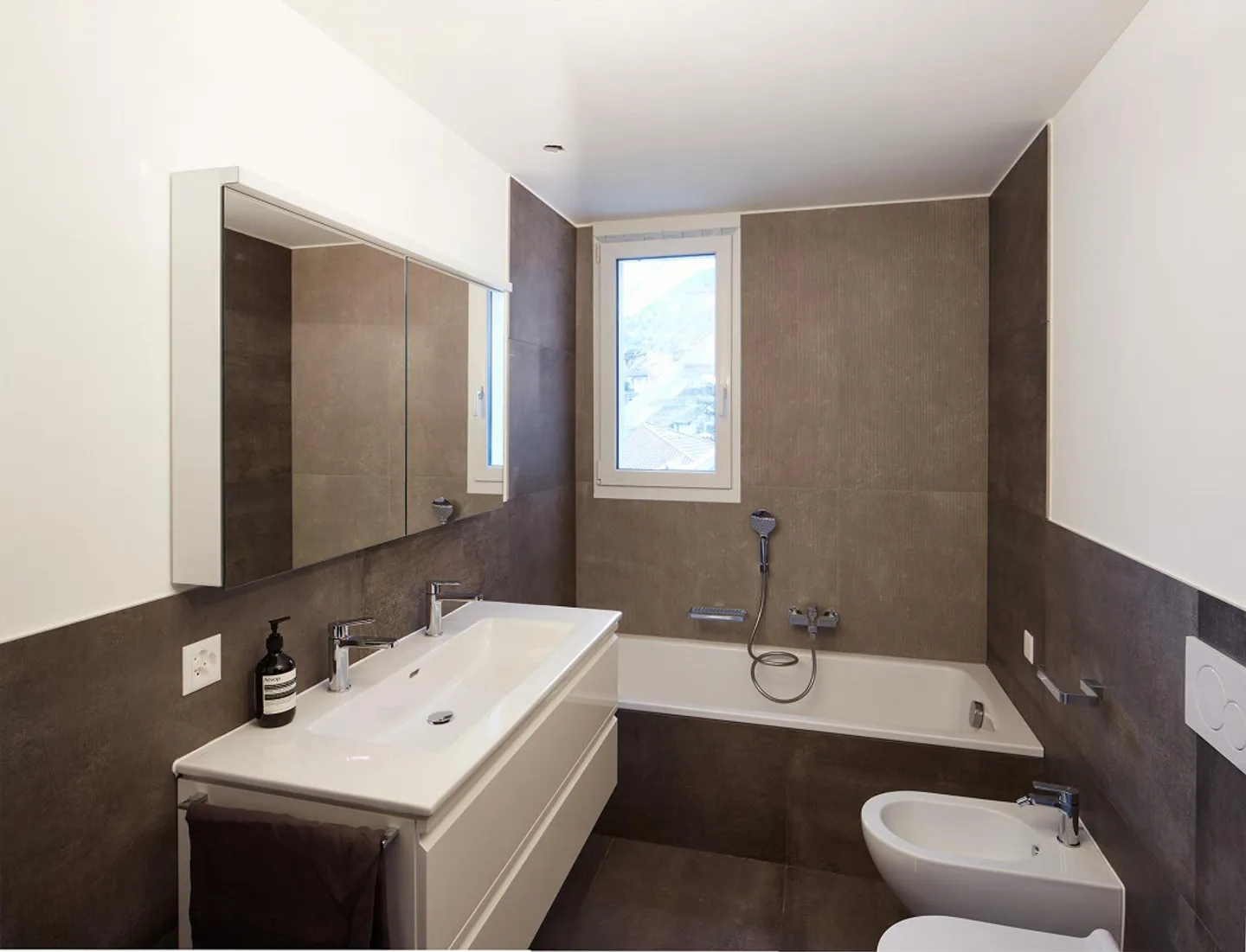 4.5-Zimmer-Maisonettewohnungen - Cugnasco - Foto 6 von 9