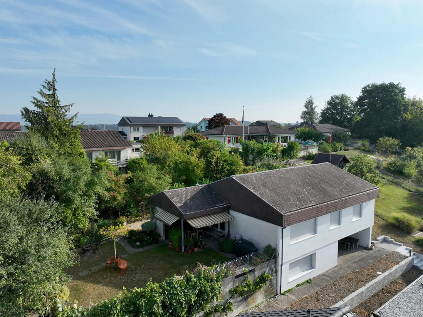 Casa 4½ locali modernizzata con grande giardino - Foto 1 di 13