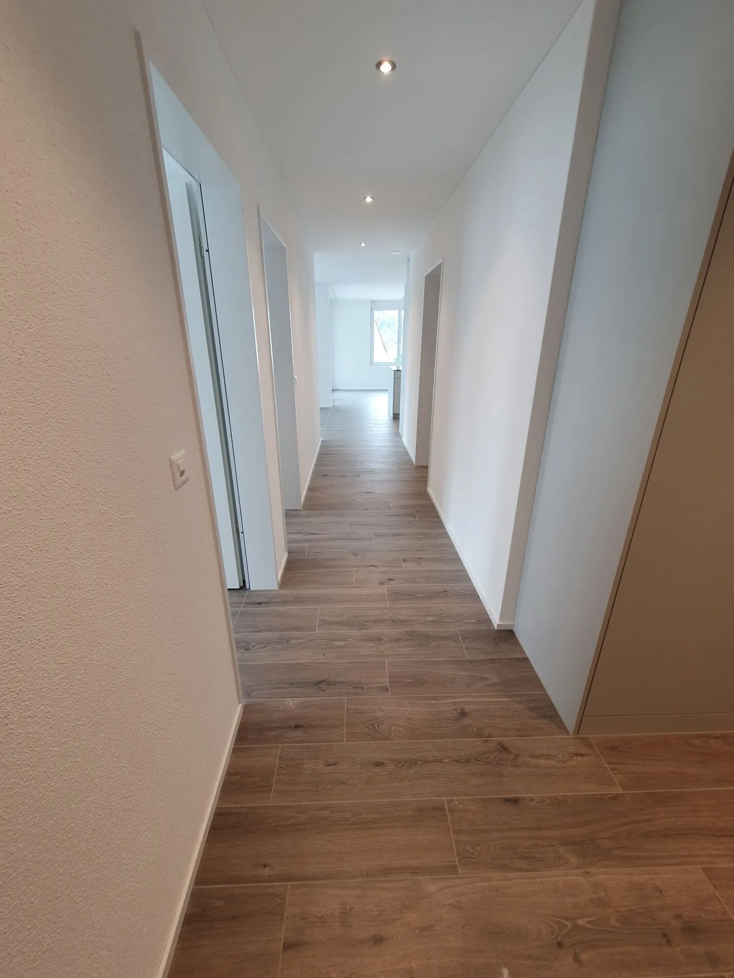 Prima locazione: appartamenti di 3,5 stanze inclusi cantina - Foto 3 di 15