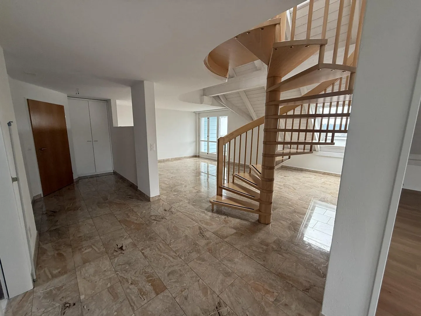Charmante Maisonette in Gossau - Foto 8 von 13