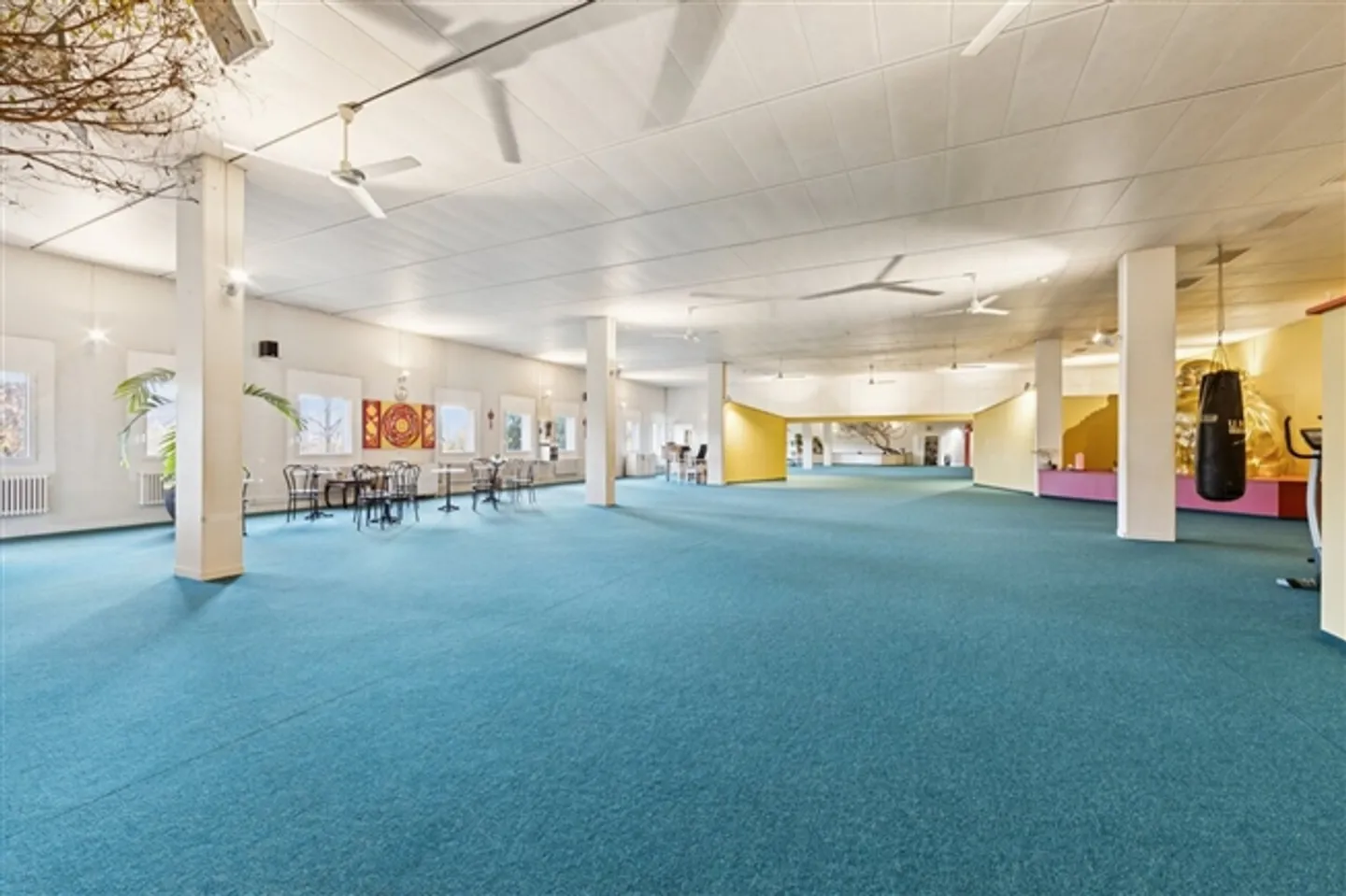 Vielseitige Trainingsfläche zu vermieten - Foto 1 von 7