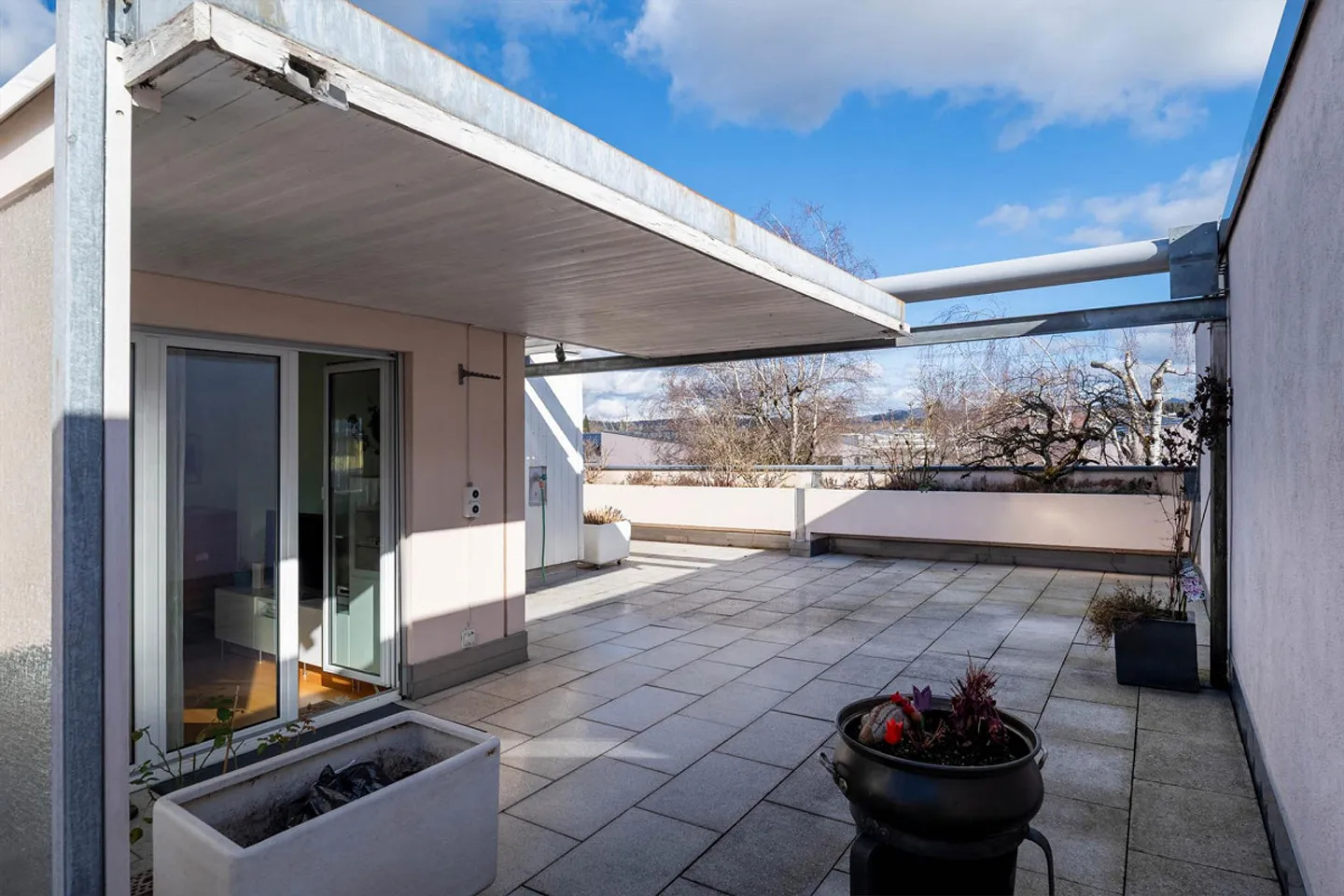 Grosszügige Attikawohnung mit Aussicht - Foto 5 von 14