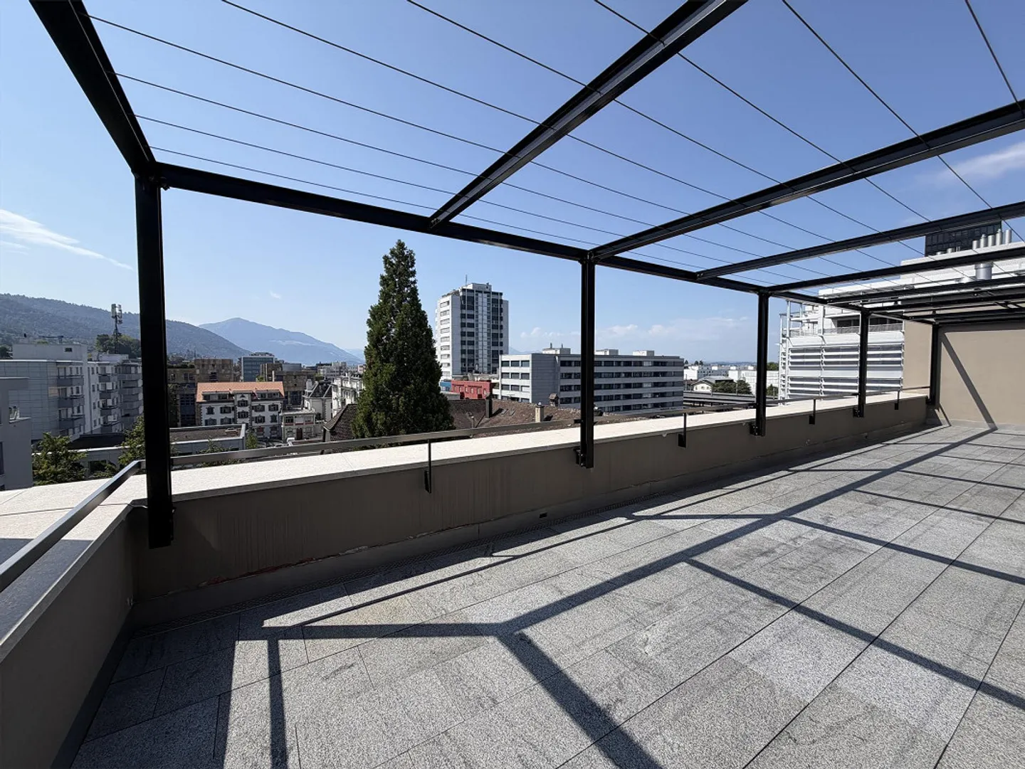 Moderne, grosszügige Attikawohnung im Zentrum - Foto 6 von 8