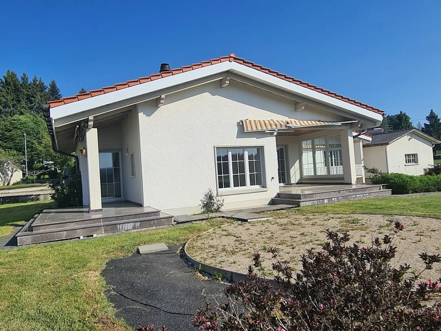 Superbe Villa avec Vue Montagne - Photo 3 sur 13