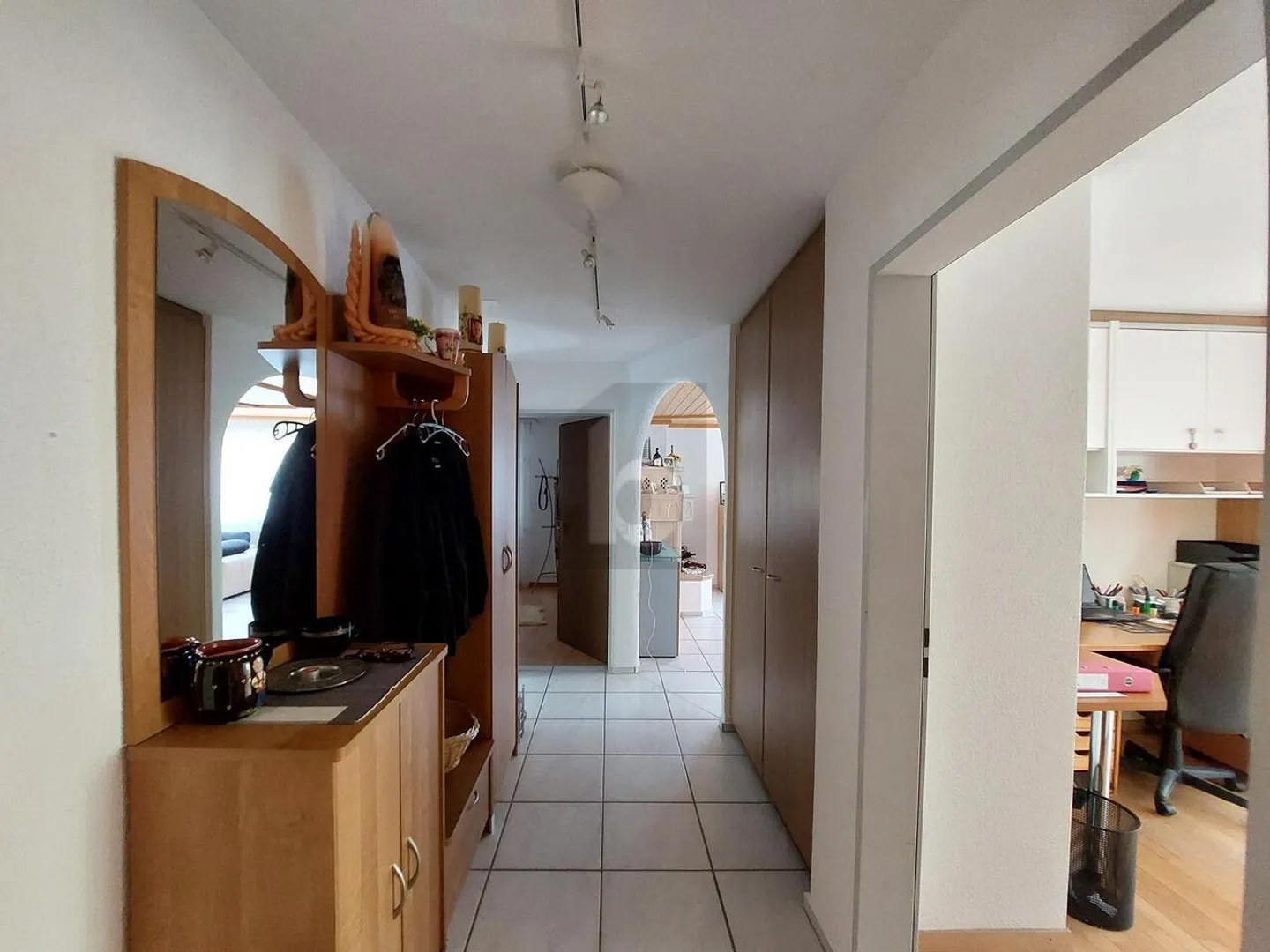 IDILLO MONTANO CON GRANDE BALCONE E CASA DA GIARDINO - Foto 2 di 6