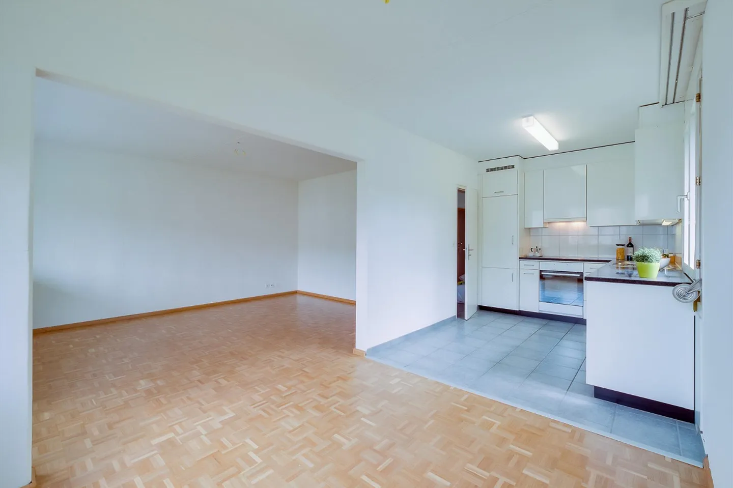 Appartamento 3.5 camere affascinante - Foto 3 di 6