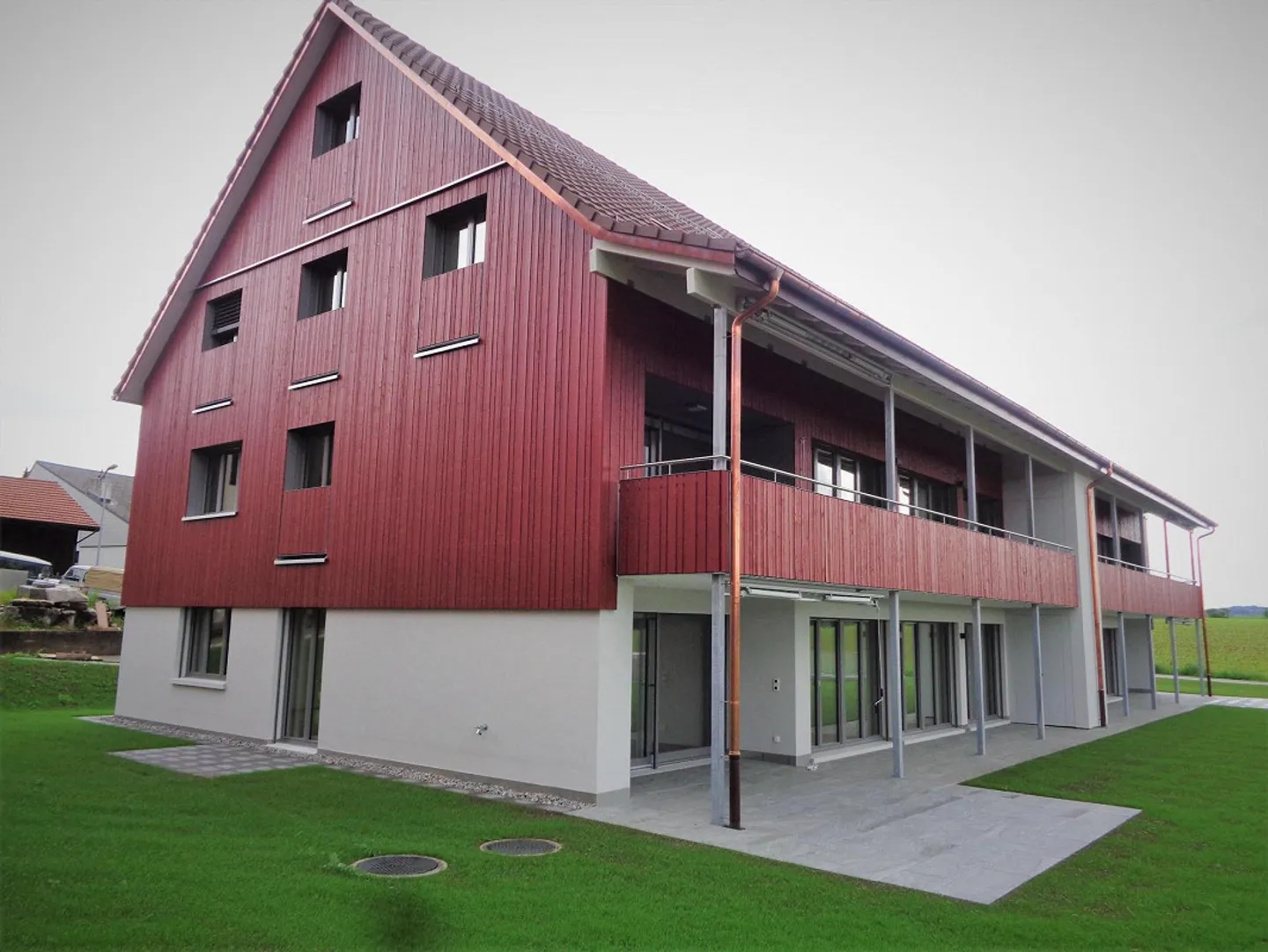 Grosszügige 5.5 Zimmer-Maisonettewohnung in Oberwil b. Nürensdorf - Foto 1 von 13