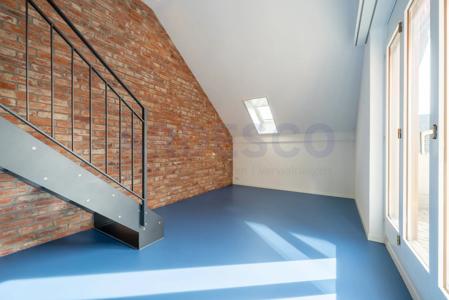 Appartement élégant avec terrasse - Photo 10 sur 13