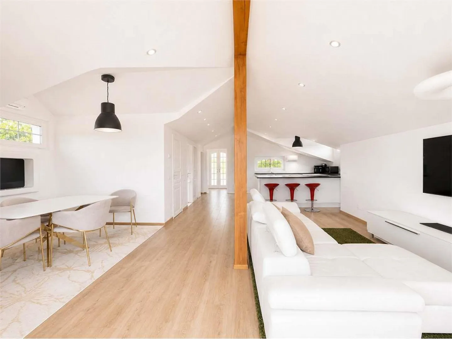 Duplex Incantevole con Terrazza - Foto 4 di 8