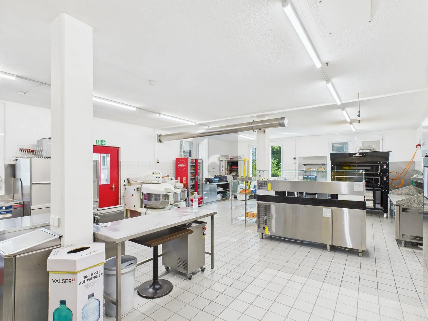 Mischgenutztes Gebäude mieten - Foto 4 von 6