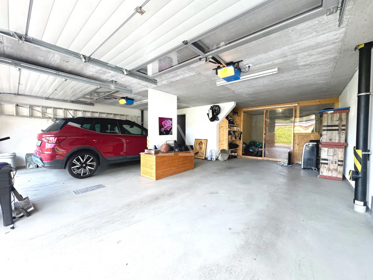 ATTIKAPARTMENT MIT AUSSERGEWÖHNLICHER AUSSTATTUNG UND DIREKTEM LIFT - CHÂTAIGNIER-VIERTEL IN FULLY - Foto 10 von 11