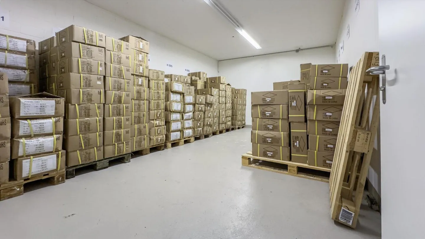 Vielseitige Bürofläche in Fehraltorf - Foto 6 von 7