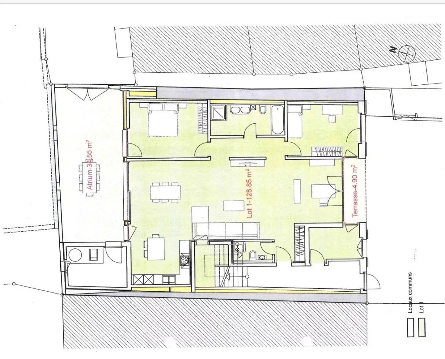 Spacious Apartment with Terraces - Photo 15 of 15