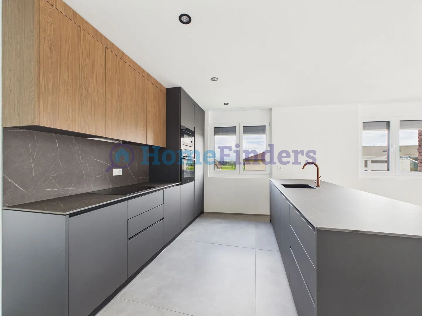 PREMIÈRE OCCUPATION AVEC UNE IMMENSE TERRASSE DE 72m2 ! - Photo 4 sur 10