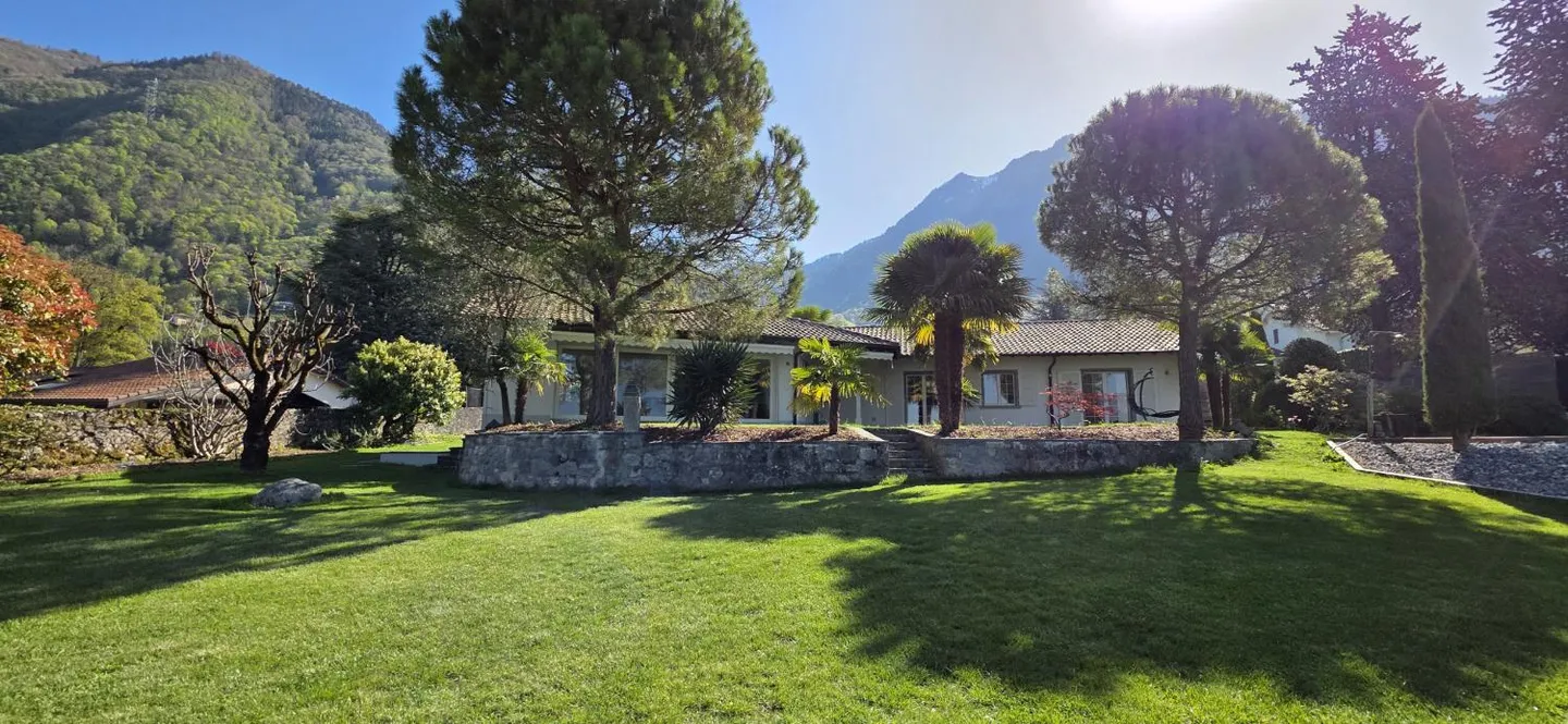 6,5-Zimmer-Haus - Foto 1 von 21
