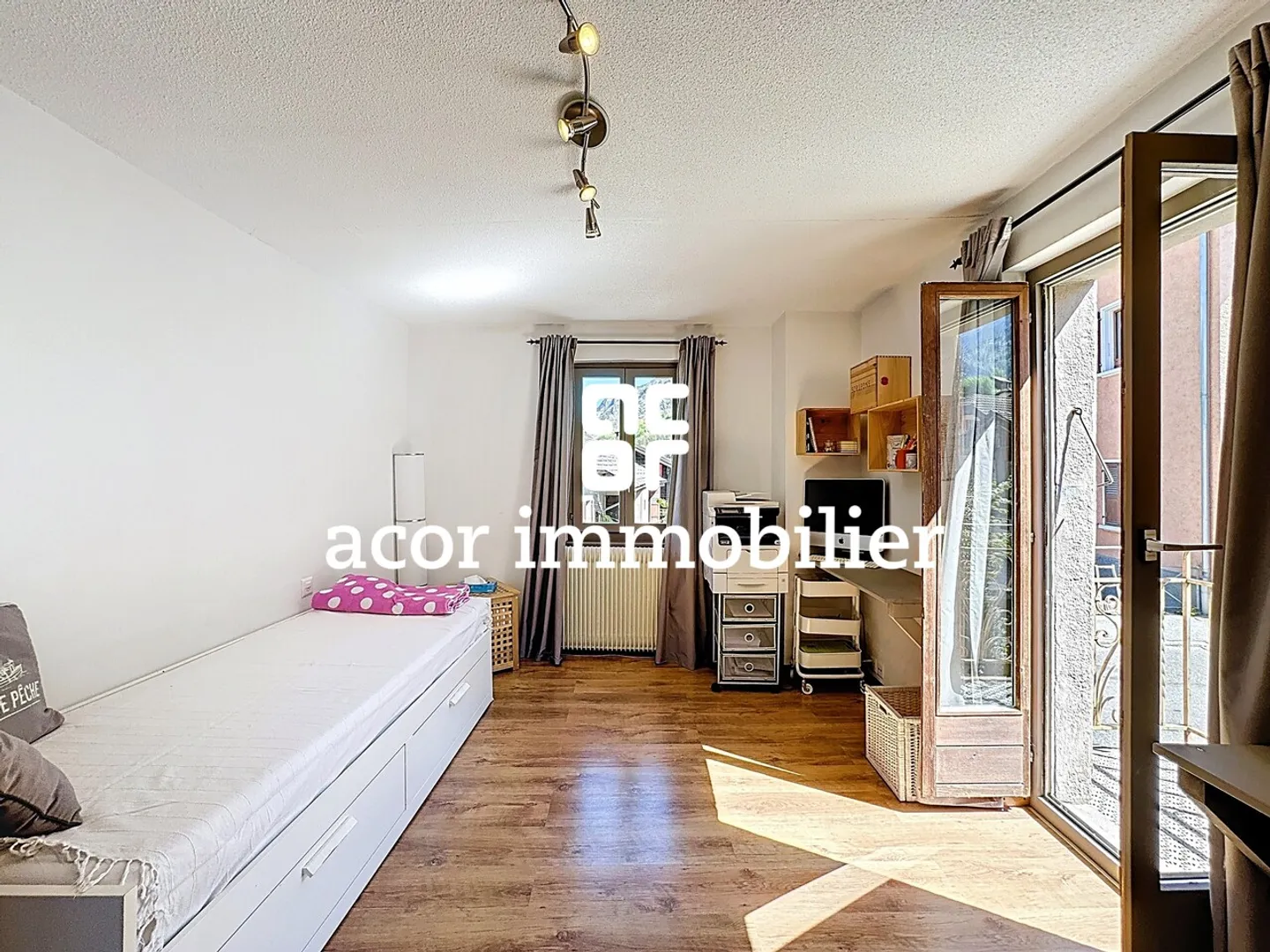 Wohngebäude mit 12 Zimmern - Foto 12 von 13