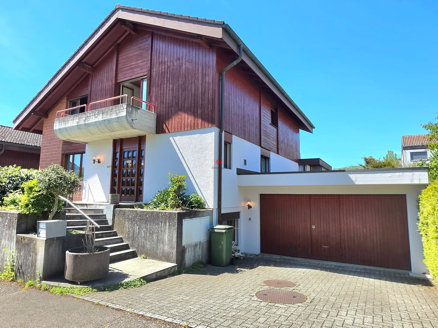 Modern Family Home in Orpund - Photo 1 of 13