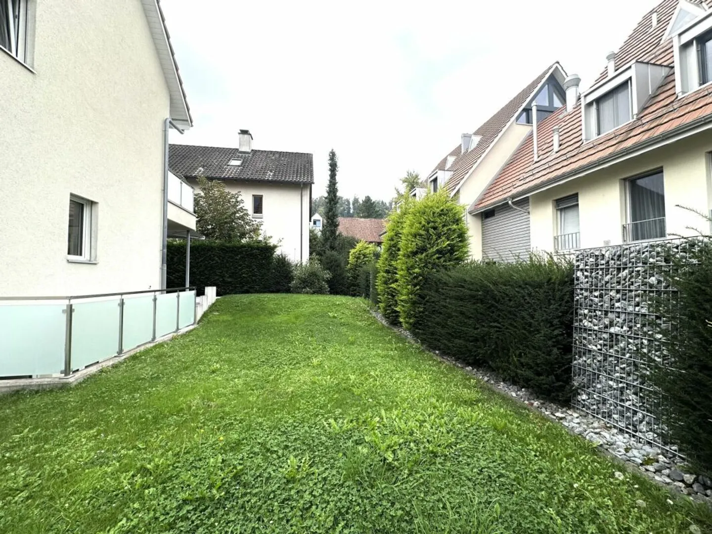 Casa bifamiliare con giardino! - Foto 15 di 17
