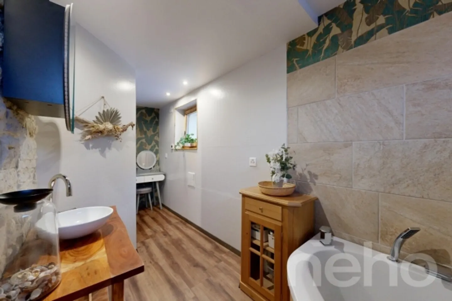 Renovated detached house with large spaces - Photo 9 of 12