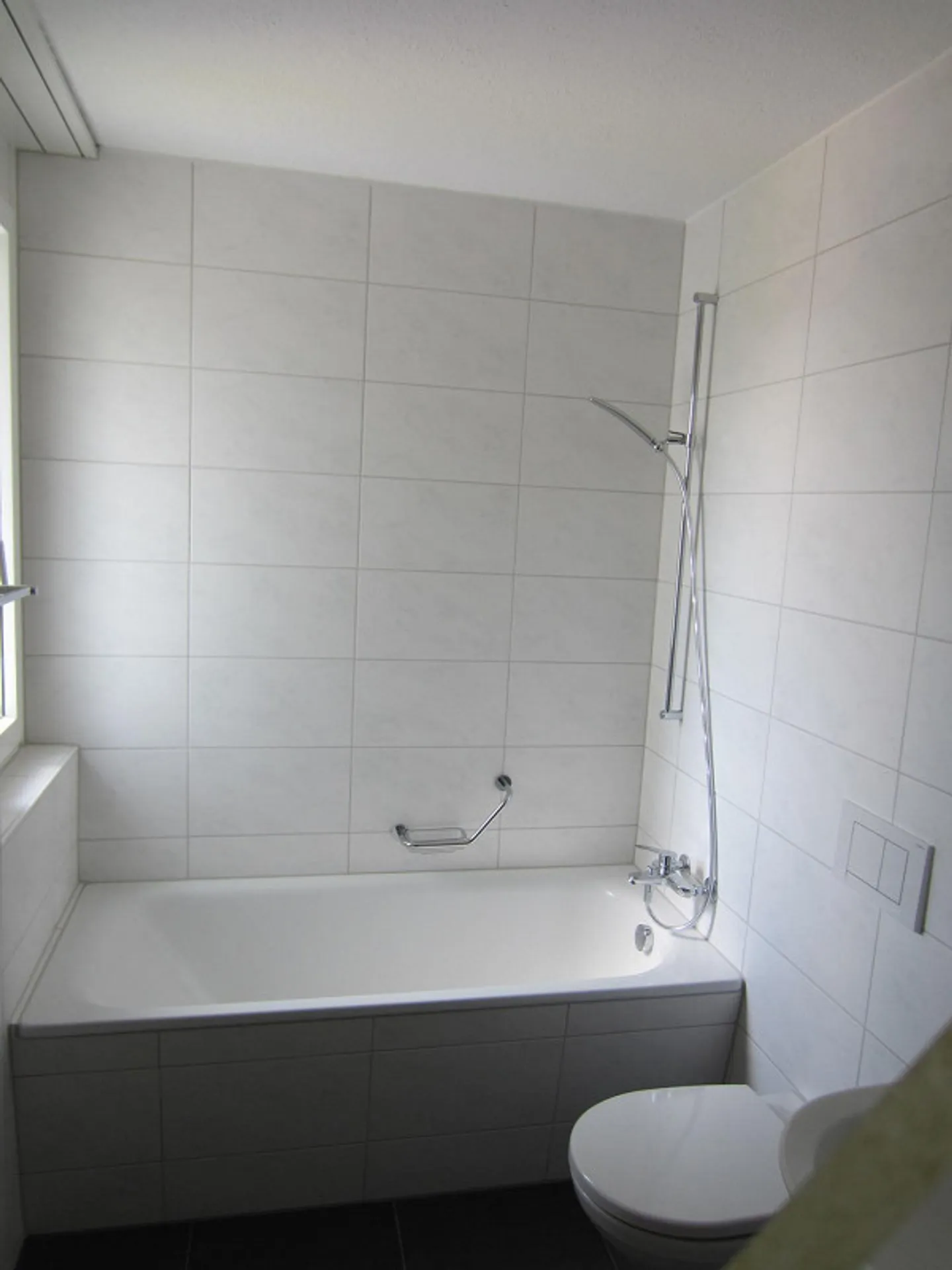 Belle appartement de 3,5 pièces au rez-de-chaussée à louer à partir du 01.07. - Photo 4 sur 6