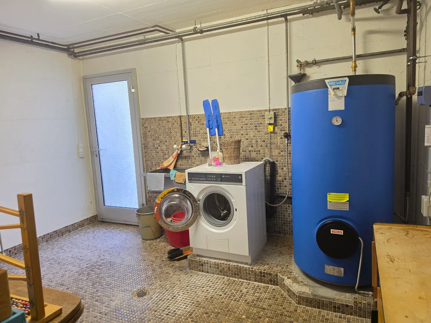 Modern Family Home in Orpund - Photo 11 of 13