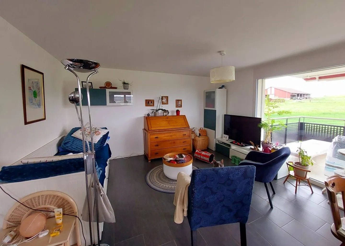 Charmant Appartement 3,5 pièces - Photo 3 sur 10