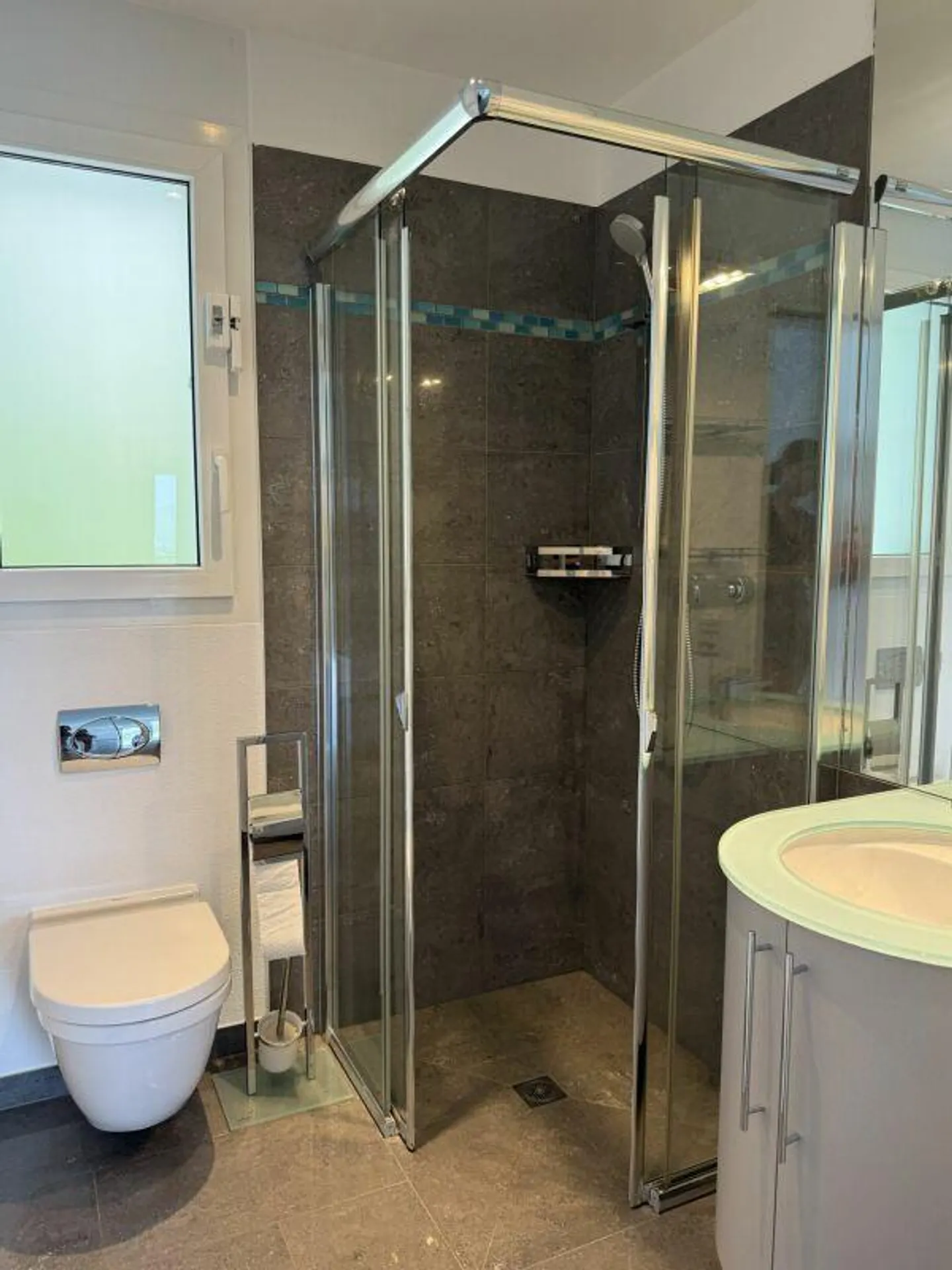 Elegante Wohnung mit Terrassen - Foto 7 von 12