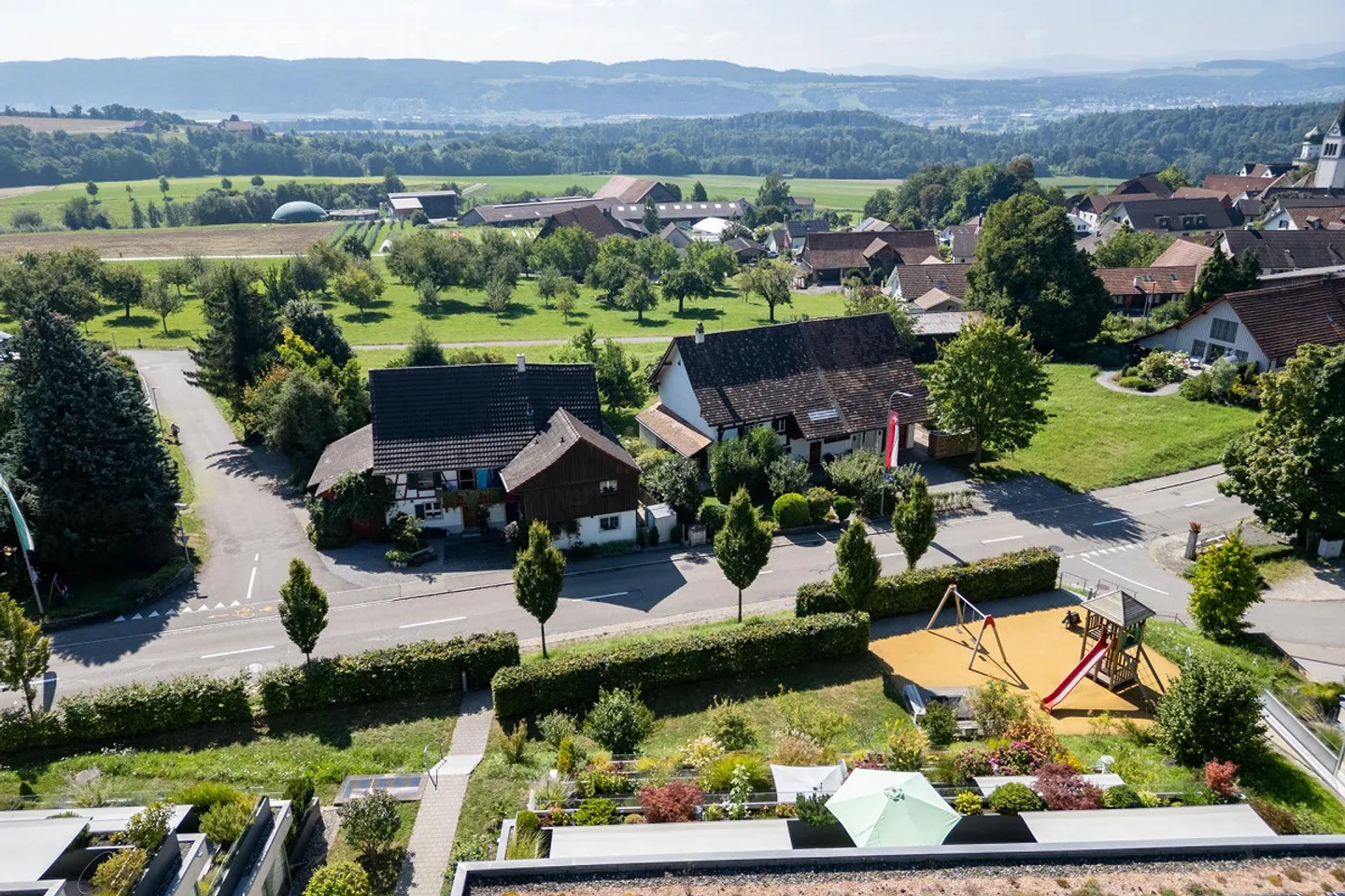 Elegante appartamento con terrazza e vista panoramica - Foto 14 di 18