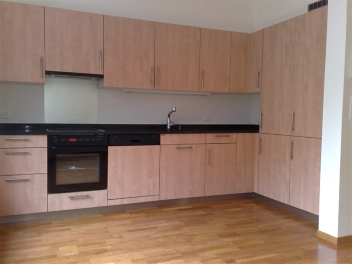 Appartamento 2 1/2 stanze - Foto 2 di 8