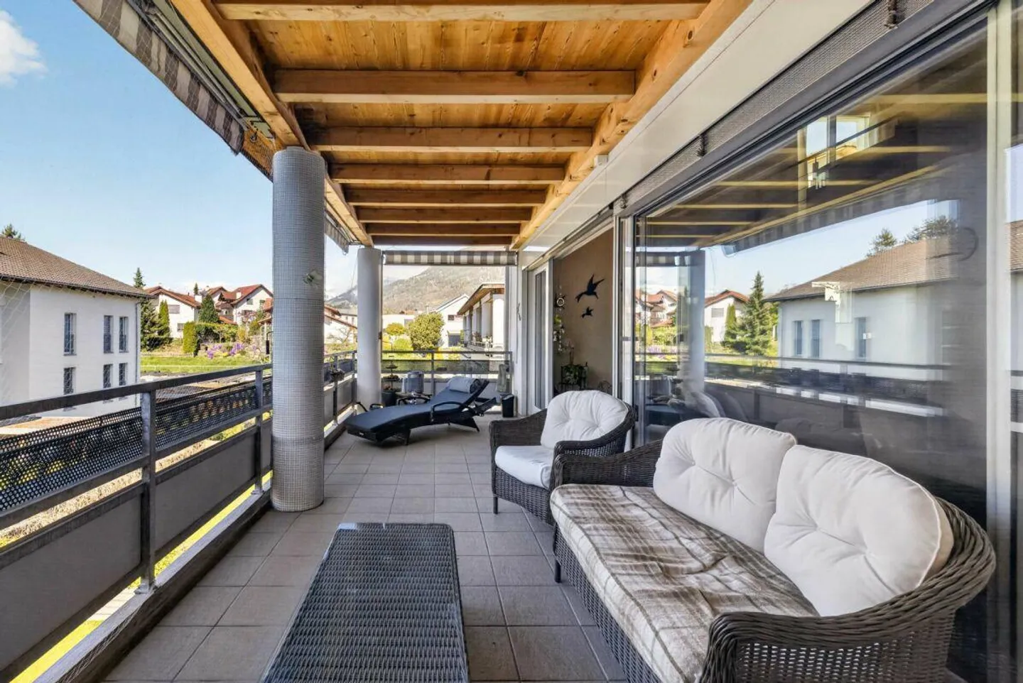 Living feeling with atmosphere and space for all phases of life - Photo 4 of 13