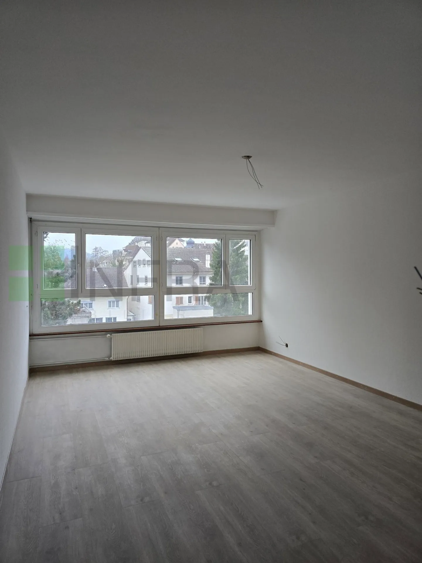 Apartment under renovation, available for rent from 1.02.2026 - Photo 3 of 5